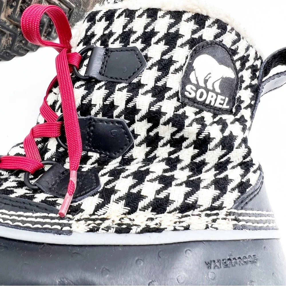 Sorel Black & White Houndstooth Winter Boots with Red Laces